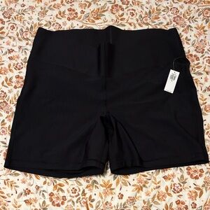 BNWT Old Navy Extra High-Rise biker shorts powersoft sculpt go-dry - size XXL